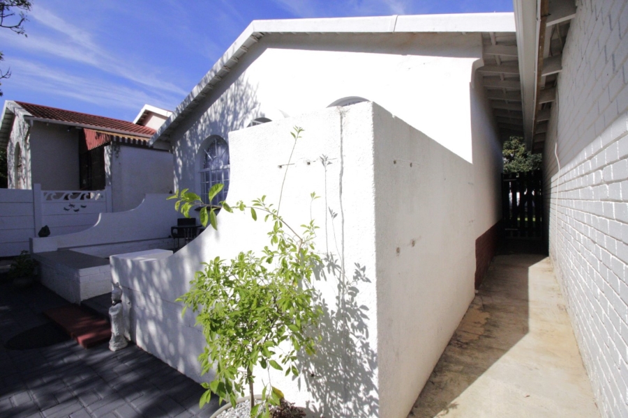 2 Bedroom Property for Sale in Aston Bay Eastern Cape